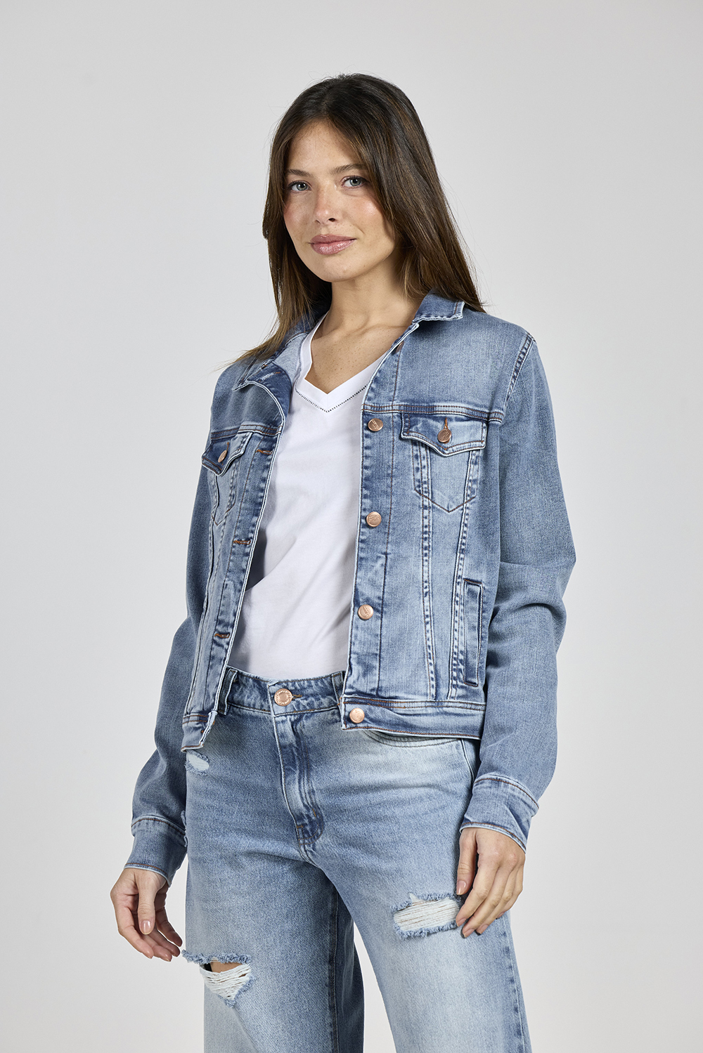 ART. 067 | CAMPERA NEVADA CLÁSICA ELASTIZADO