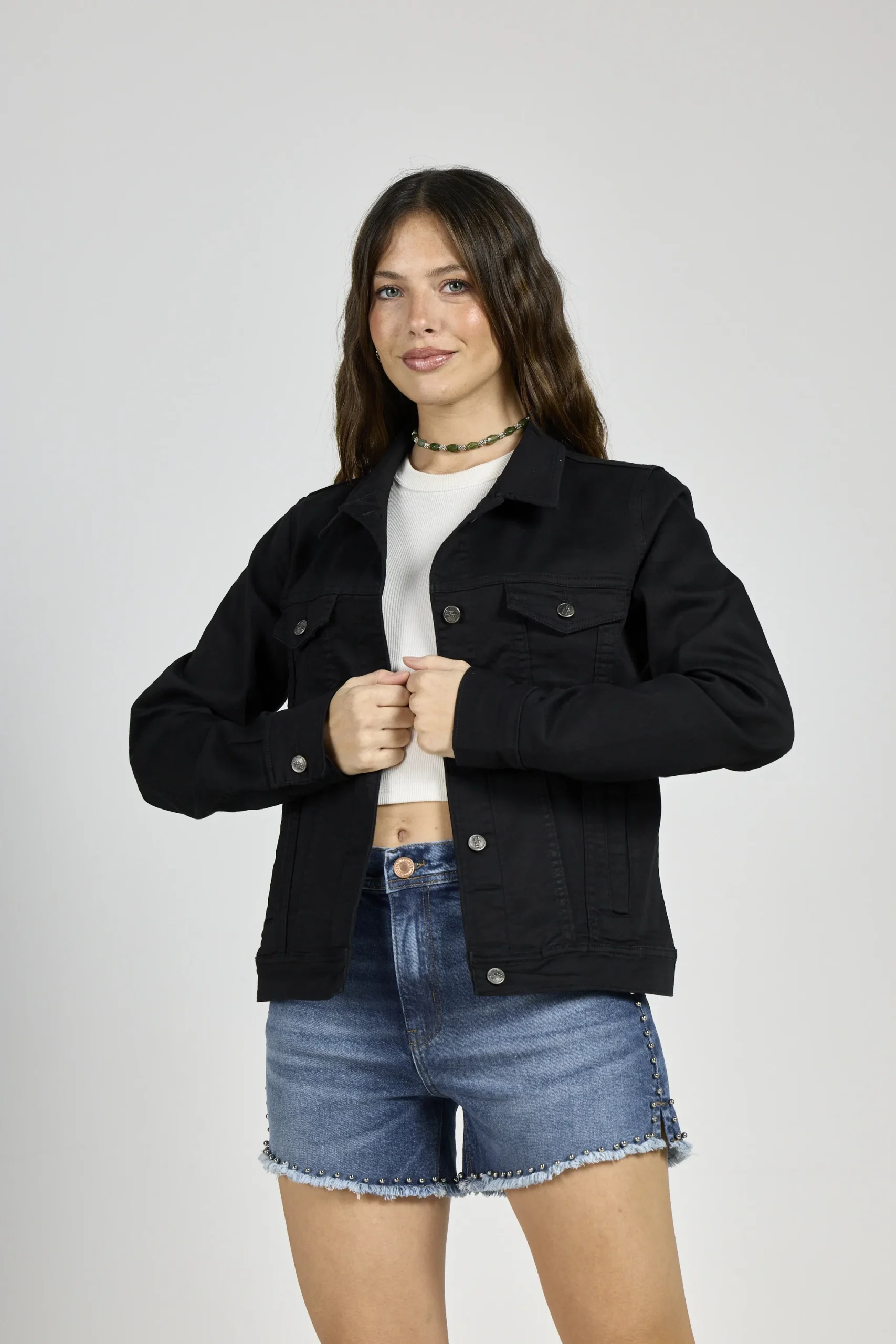 ART. 066 | CAMPERA NEGRA CLÁSICA ELASTIZADO