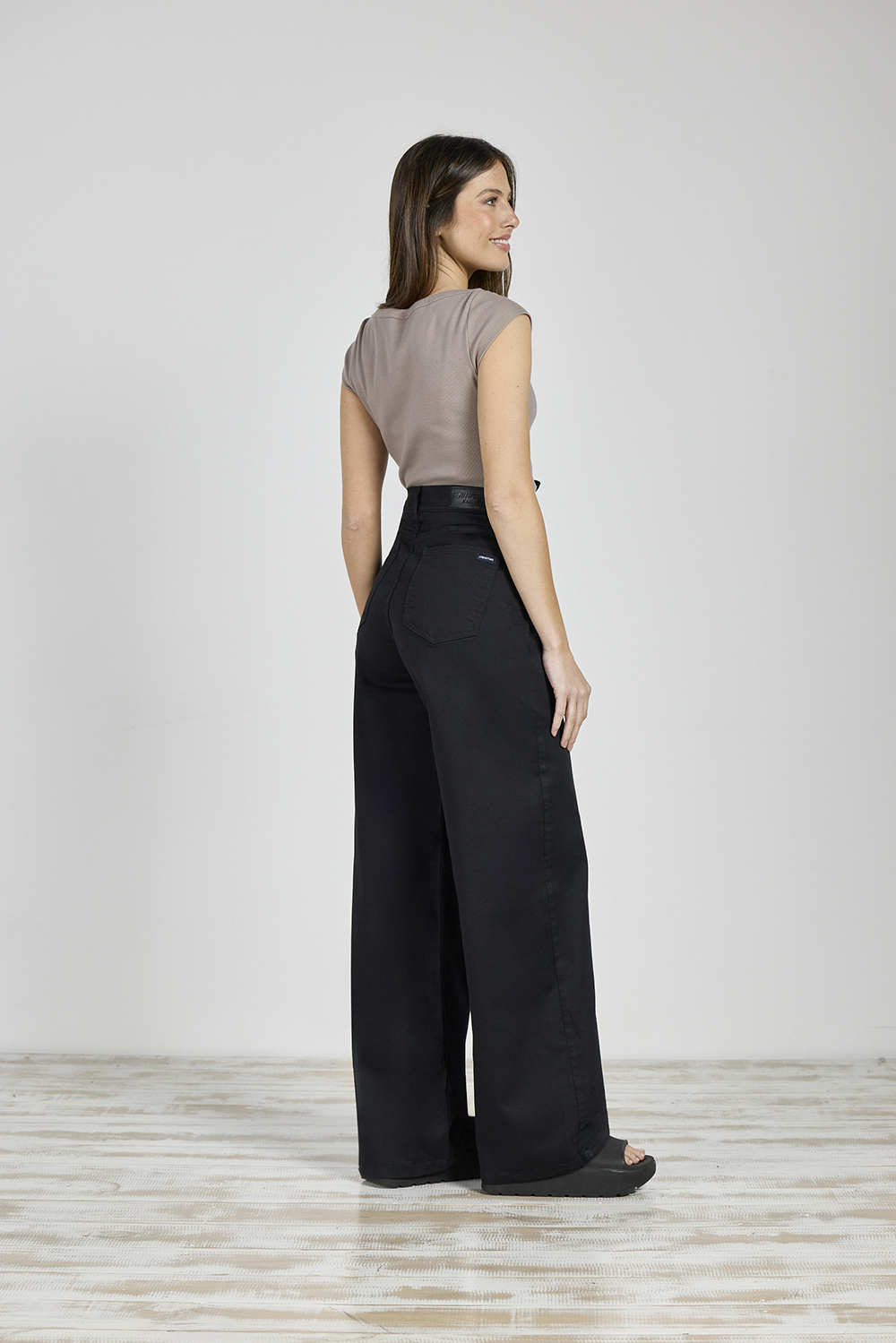 Alternative view of ART. 171 | WIDE LEG NEGRO CLÁSICO ELASTIZADO