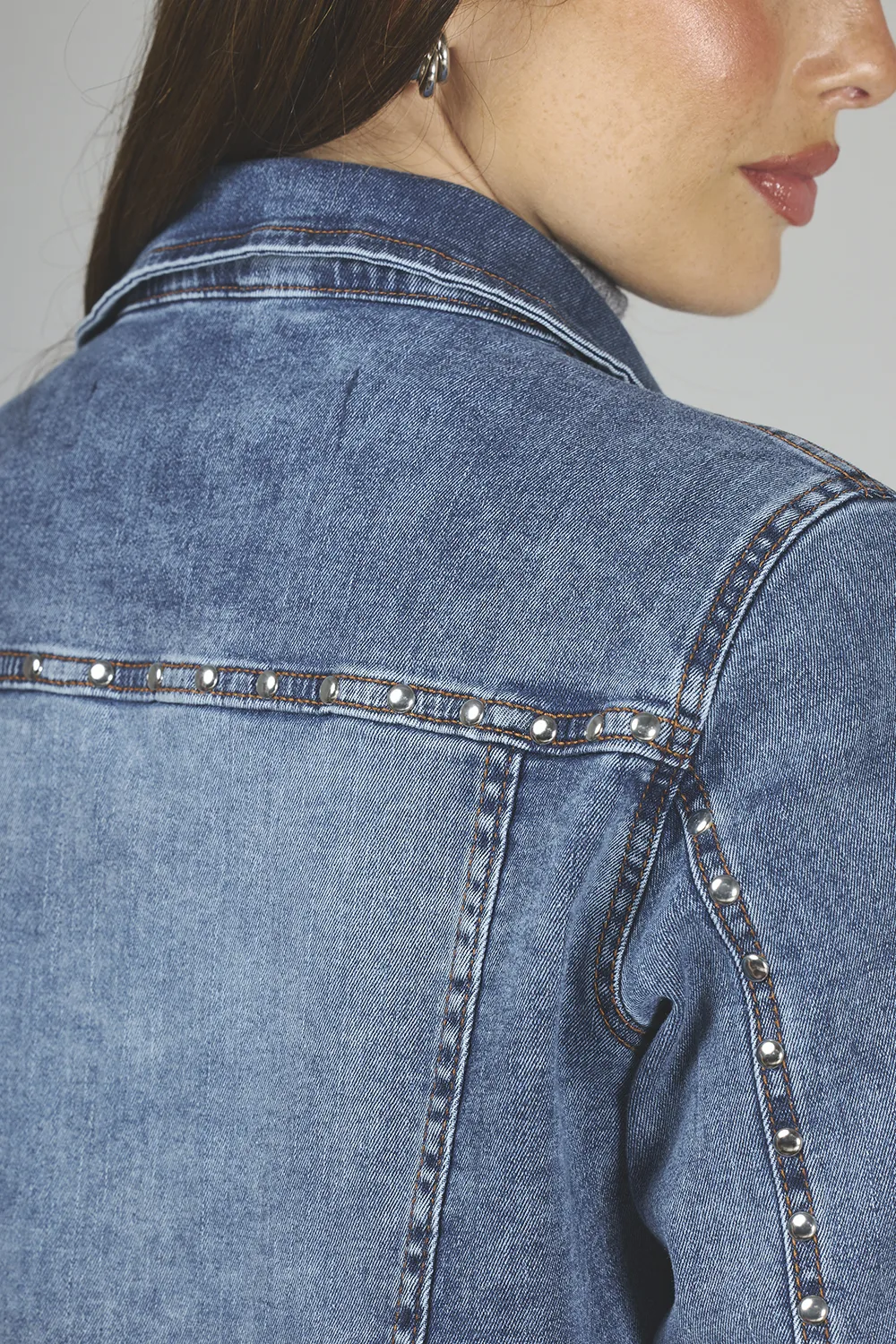 ART. 251 | CAMPERA CON ROTURA Y TACHA DEFLECADO ELASTIZADO - Imagen 6