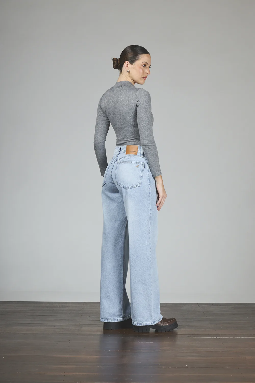 Alternative view of ART. 286 | WIDE LEG CELESTE CLASICO BOLSILLO PULIDO RÍGIDO