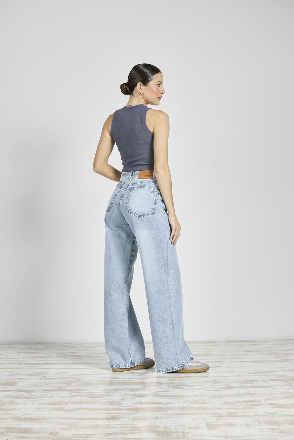 Alternative view of ART. 286 | WIDE LEG CELESTE CLASICO BOLSILLO PULIDO RÍGIDO