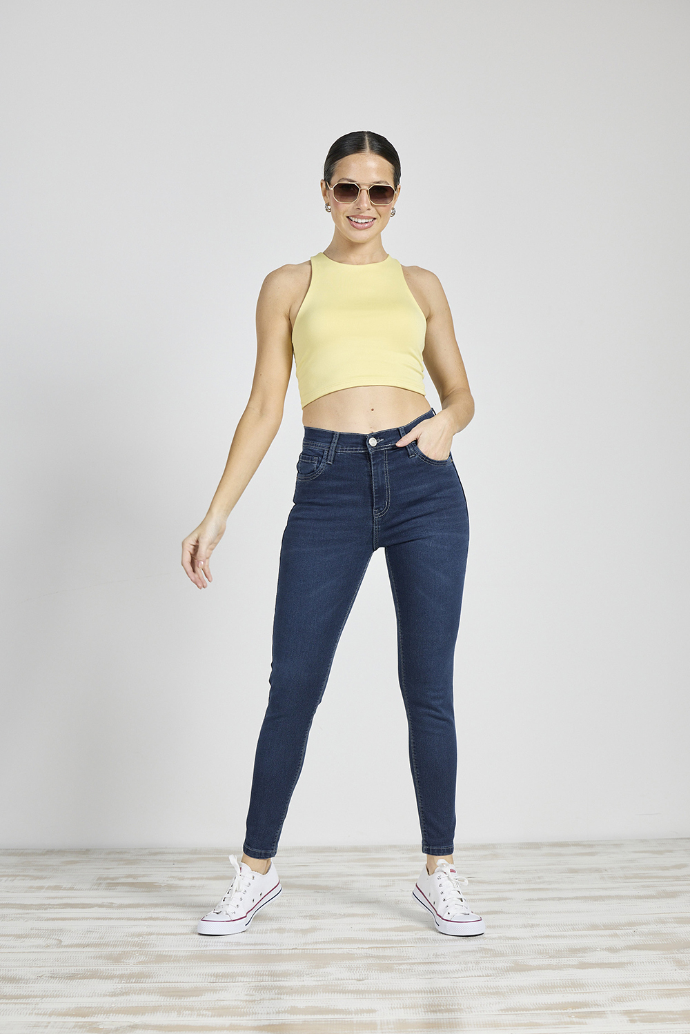 ART. 293 | AZUL LOCALIZADO HILO CONTRATONO ELASTIZADO