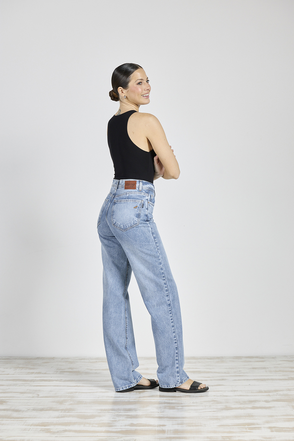 Alternative view of ART. 307 | RECTO CELESTE CLÁSICO RÍGIDO