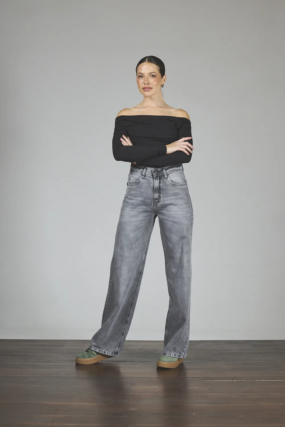 ART. 322 | WIDE LEG GRIS CLÁSICO BOLSILLO PULIDO RÍGIDO