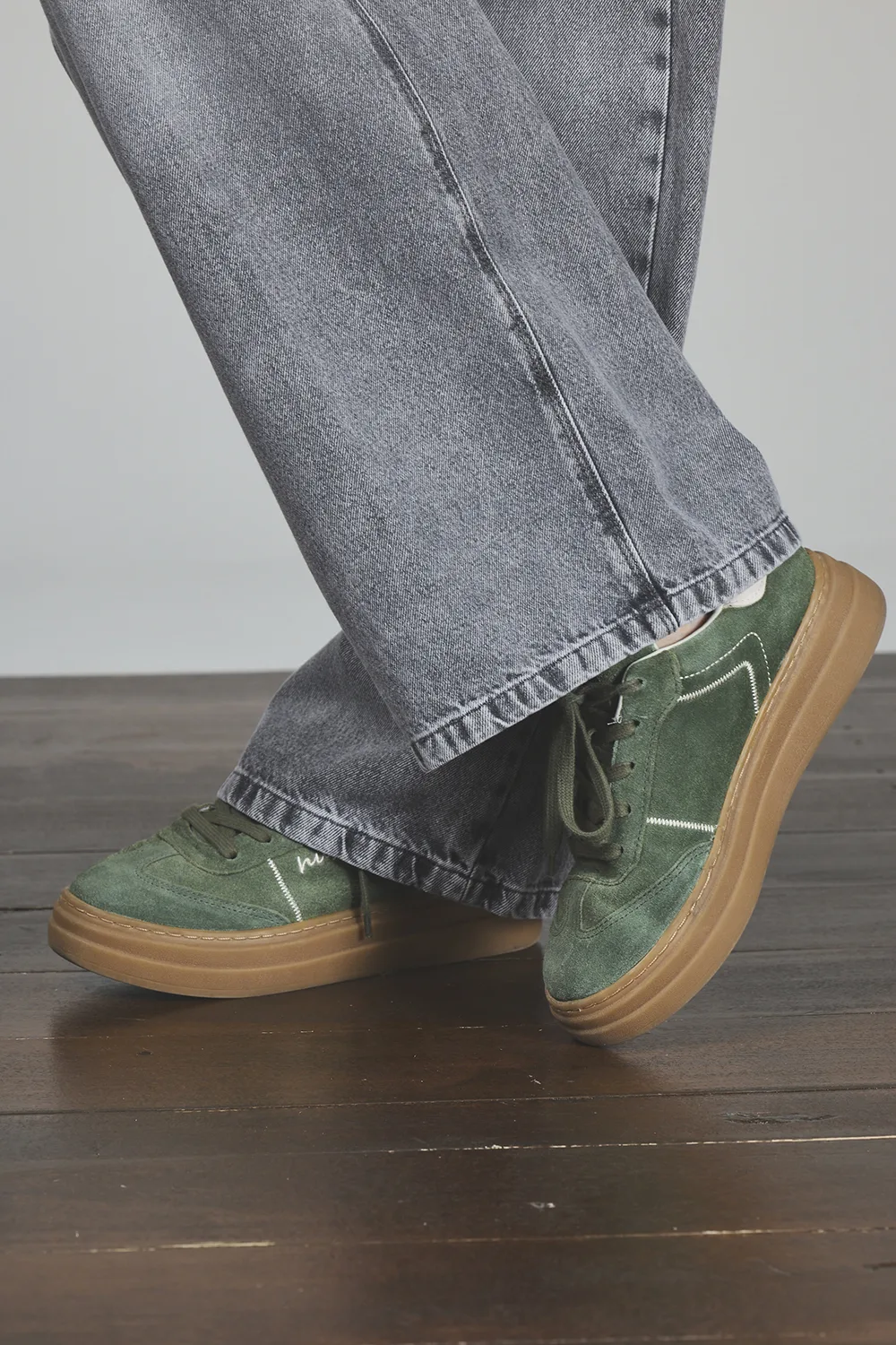 ART. 322 | WIDE LEG GRIS CLÁSICO BOLSILLO PULIDO RÍGIDO - Imagen 6