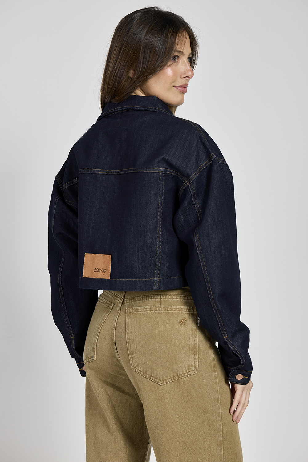 Alternative view of ART. 367 | CAMPERA CROP DARK BLUE RÍGIDO