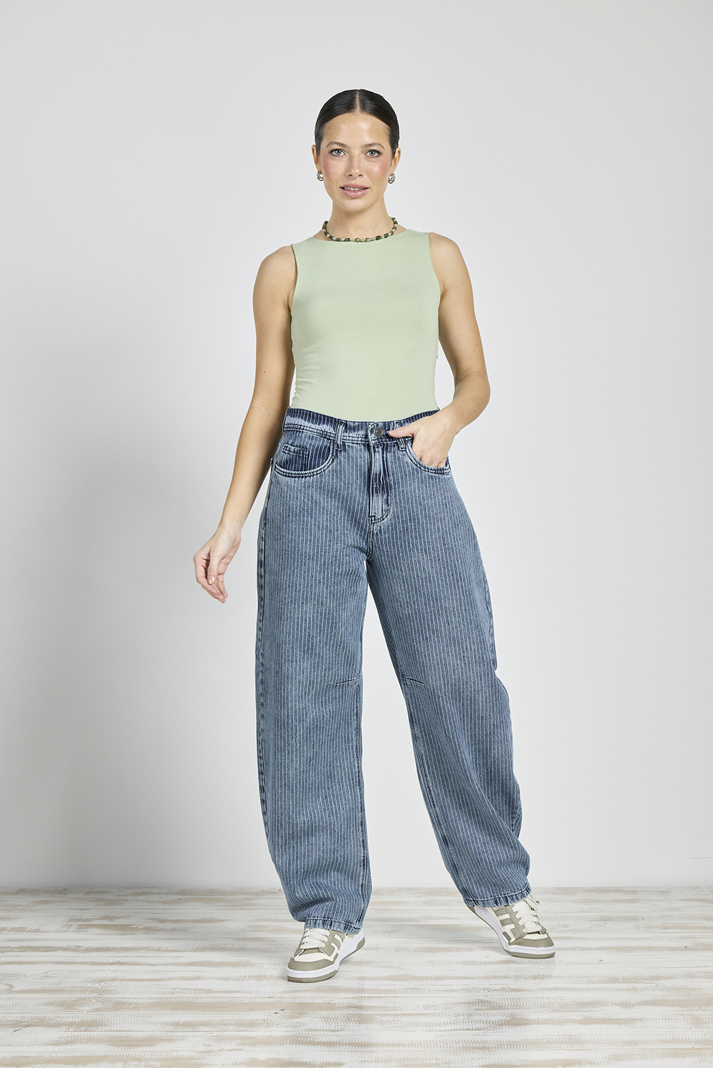 ART. 371 | BAGGY STONE RAYADO CON HEBILLA ATRAS RÍGIDO