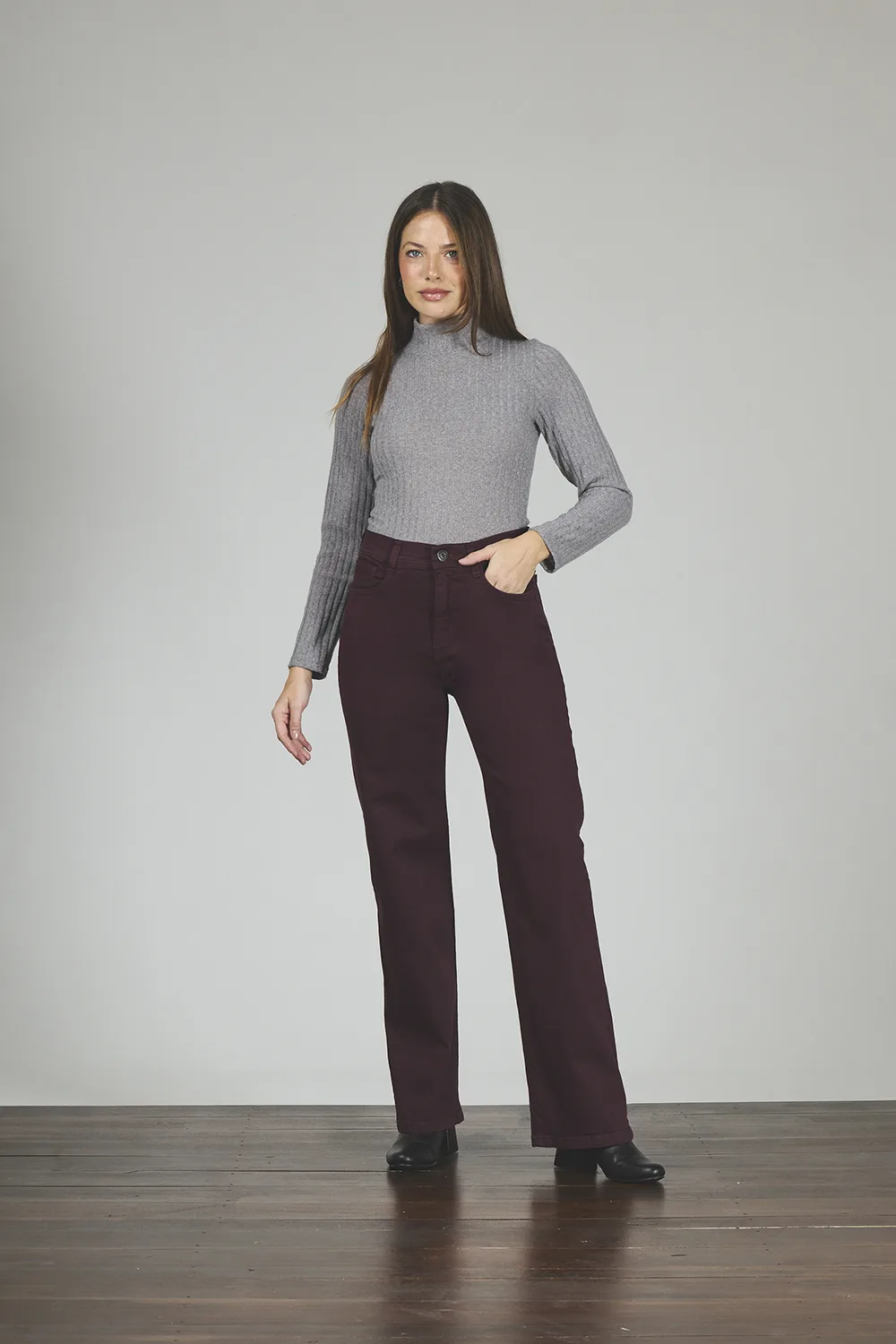 ART. 374 | WIDE LEG CLÁSICO BORDÓ ELASTIZADO