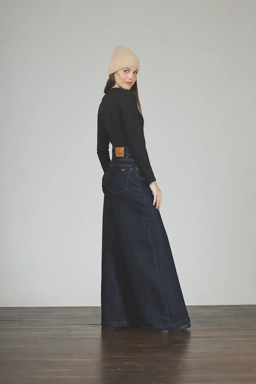 Alternative view of ART. 381 | MAXI BAGGY AZUL ESTATICO RÍGIDO