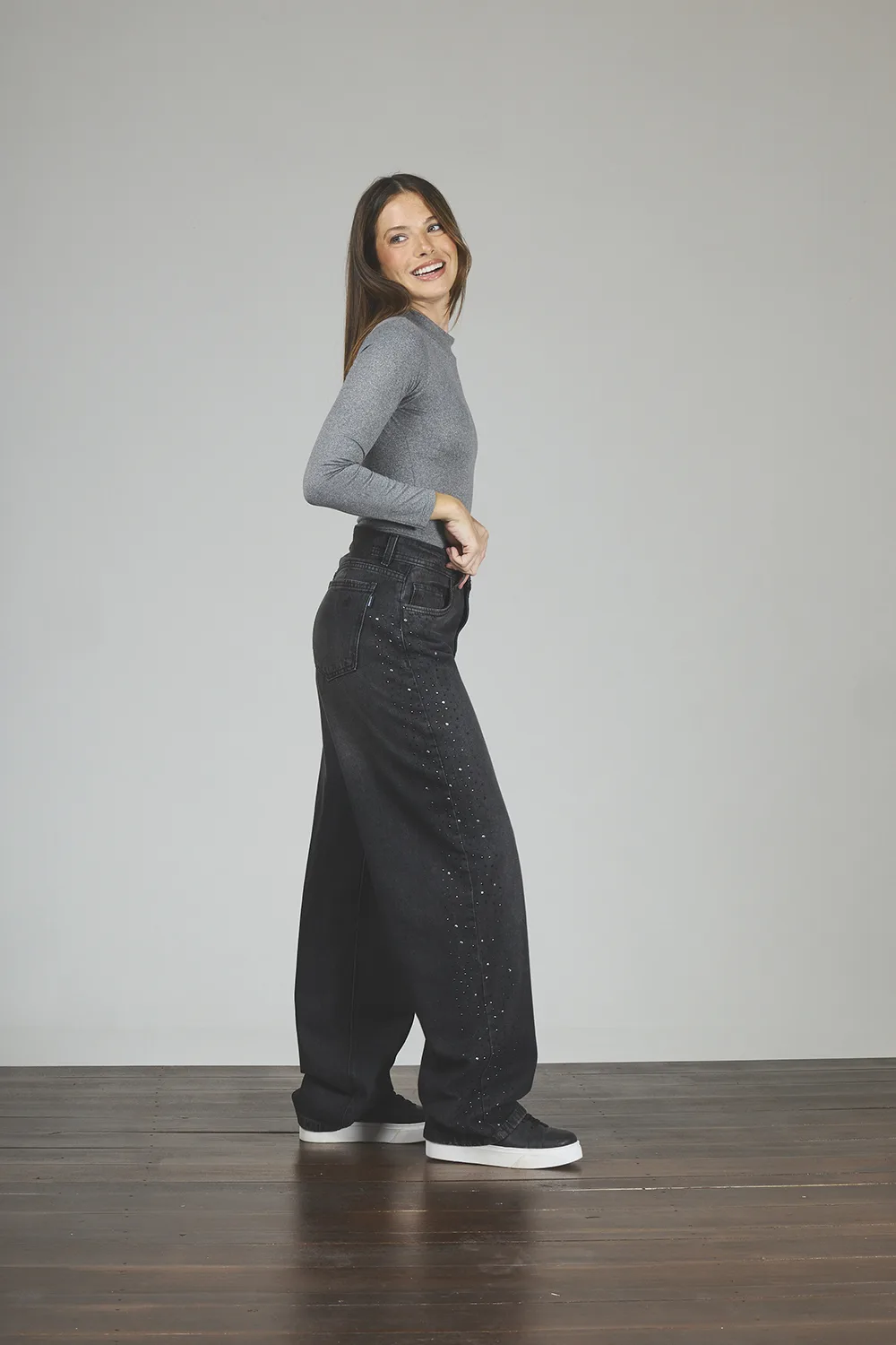 ART. 382 | BALLON NEGRO HUMO C/STRASS LATERAL RÍGIDO - Imagen 6