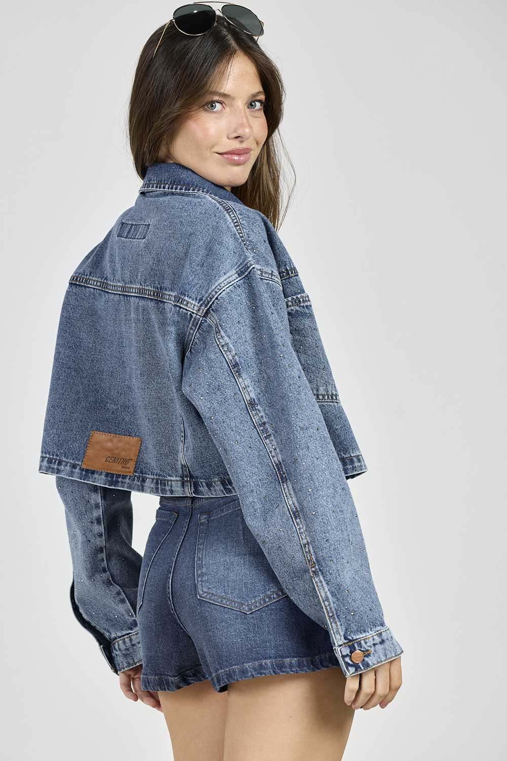 Alternative view of ART. 395 | CAMPERA CROP STONE STRASS RÍGIDO