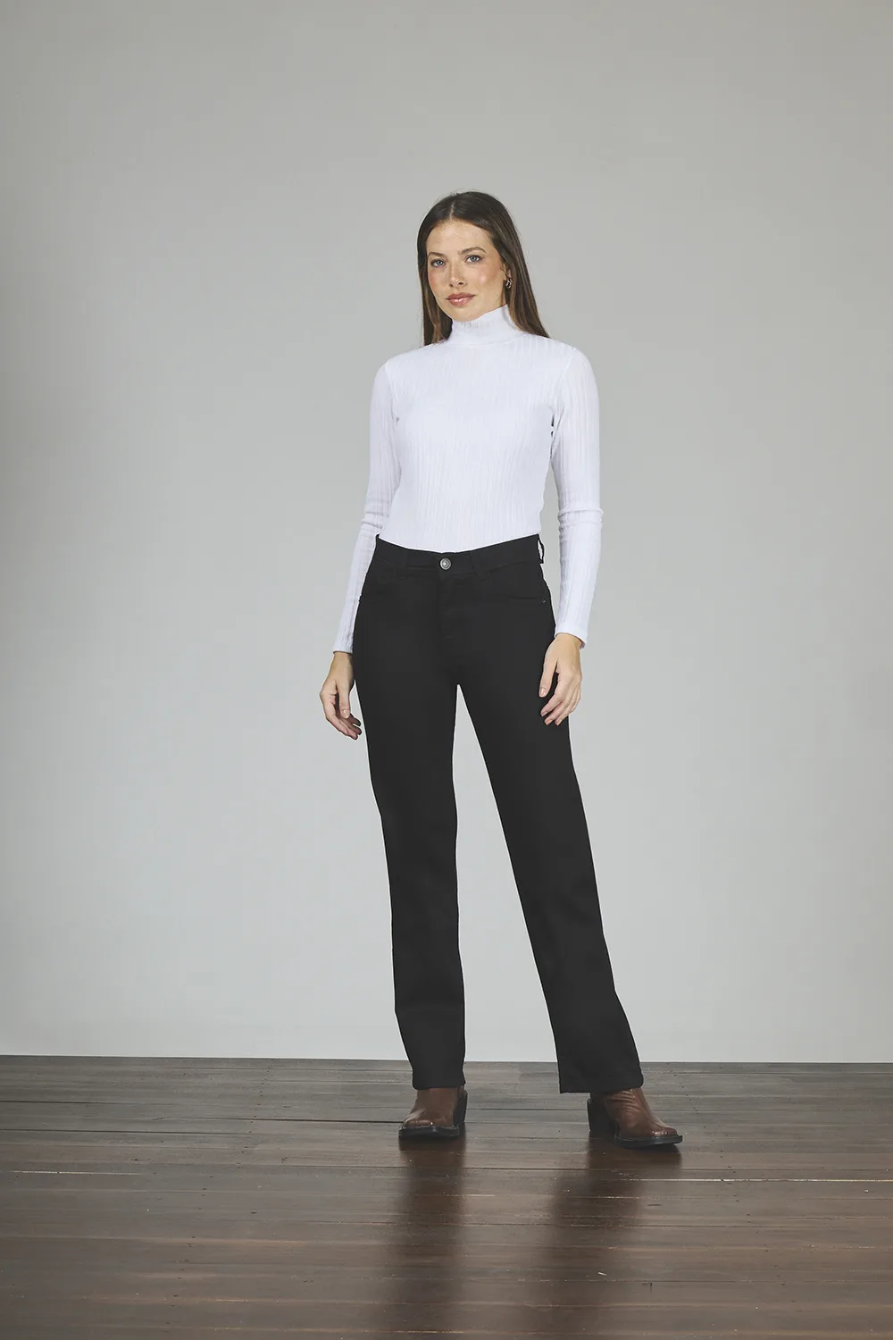 ART. 404 | RECTO NEGRO CLÁSICO ELASTIZADO