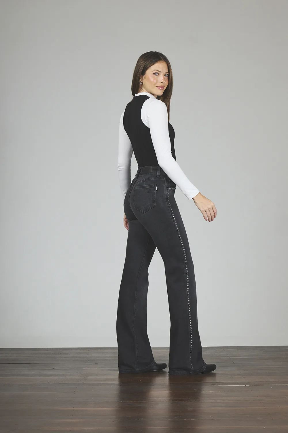 Alternative view of ART. 413 | SEMI OXFORD NEGRO HUMO TACHA LATERAL ELASTIZADO