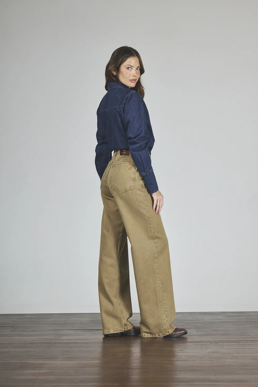 Alternative view of ART. 423 | WIDE LEG CAMEL CLÁSICO RÍGIDO