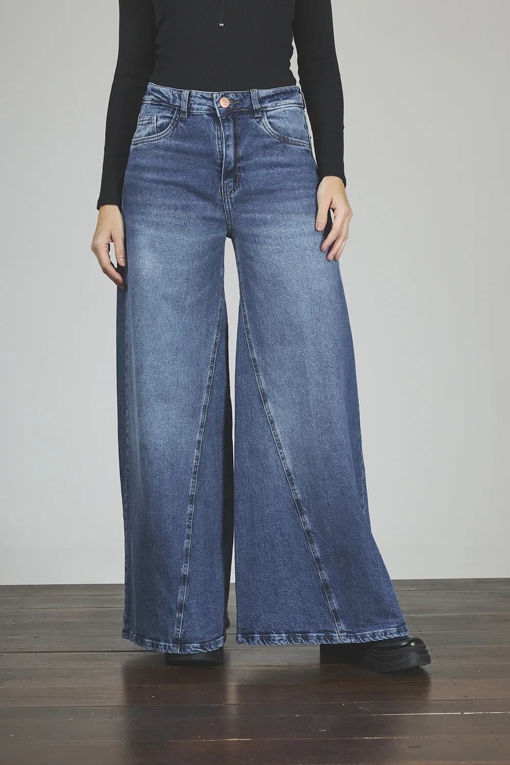 ART. 427 | MAXI BAGGY STONE OVERSIZE CON RECORTE ELASTIZADO - Imagen 6