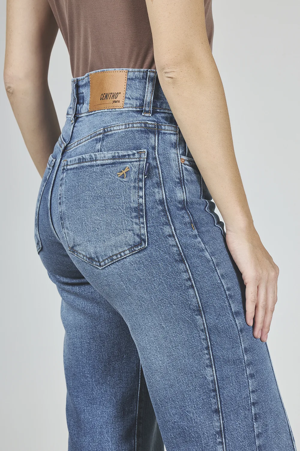 ART. 430 | BAGGY STONE CINTURA ANCHA C/RECORTE BOTA DESFLECADA ELASTIZADO - Imagen 5