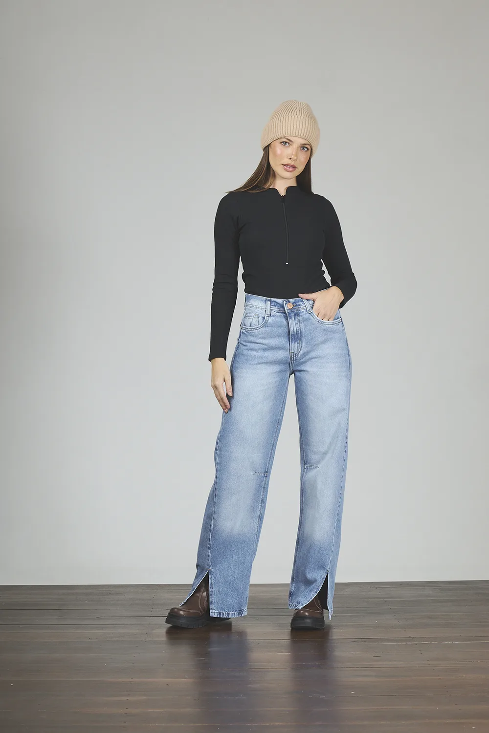 ART. 431 | BAGGY STONE CON RECORTE ABERTURA EN BOTA RÍGIDO - Imagen 4