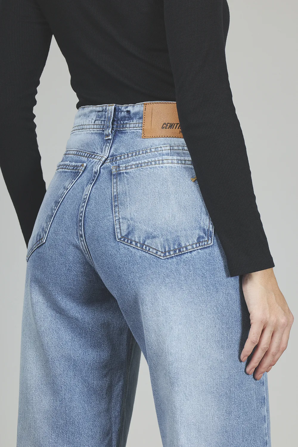 ART. 431 | BAGGY STONE CON RECORTE ABERTURA EN BOTA RÍGIDO - Imagen 5