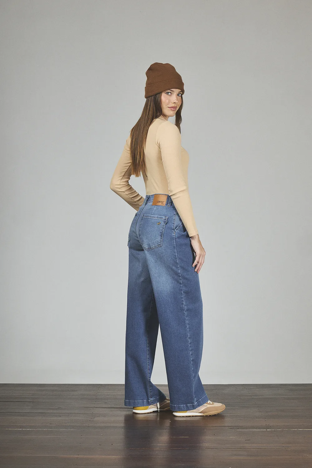 Alternative view of ART. 458 | BAGGY CON PINZAS STONE ELASTIZADO