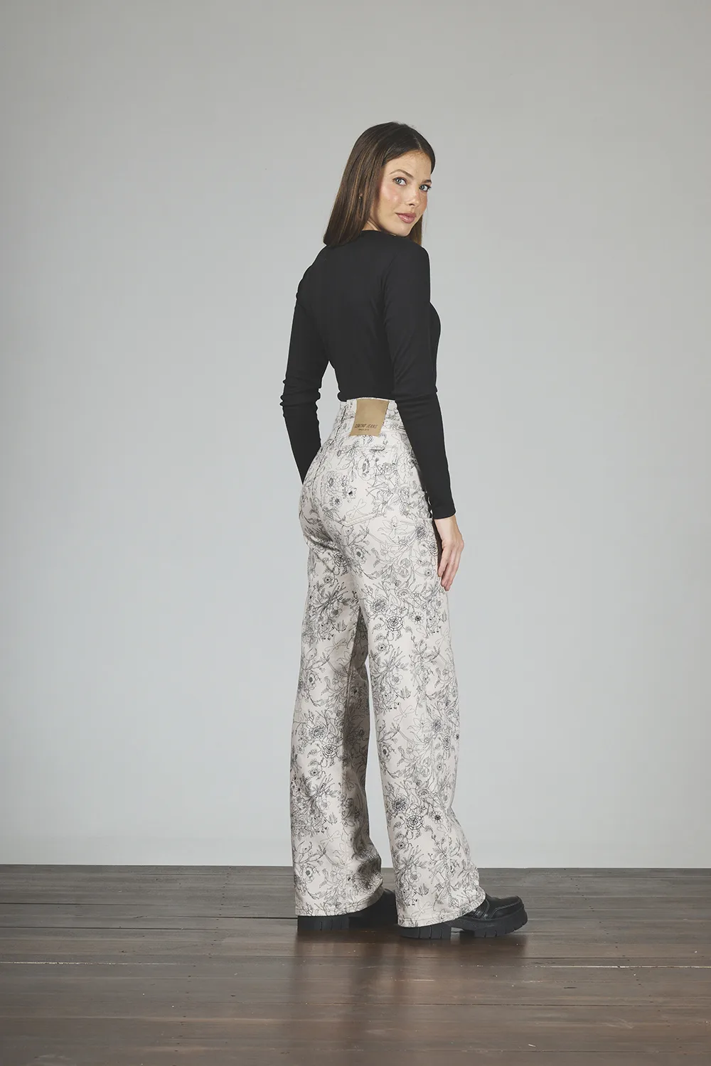 Alternative view of ART. 461 | BAGGY ARENA ESTAMPADO ELASTIZADO