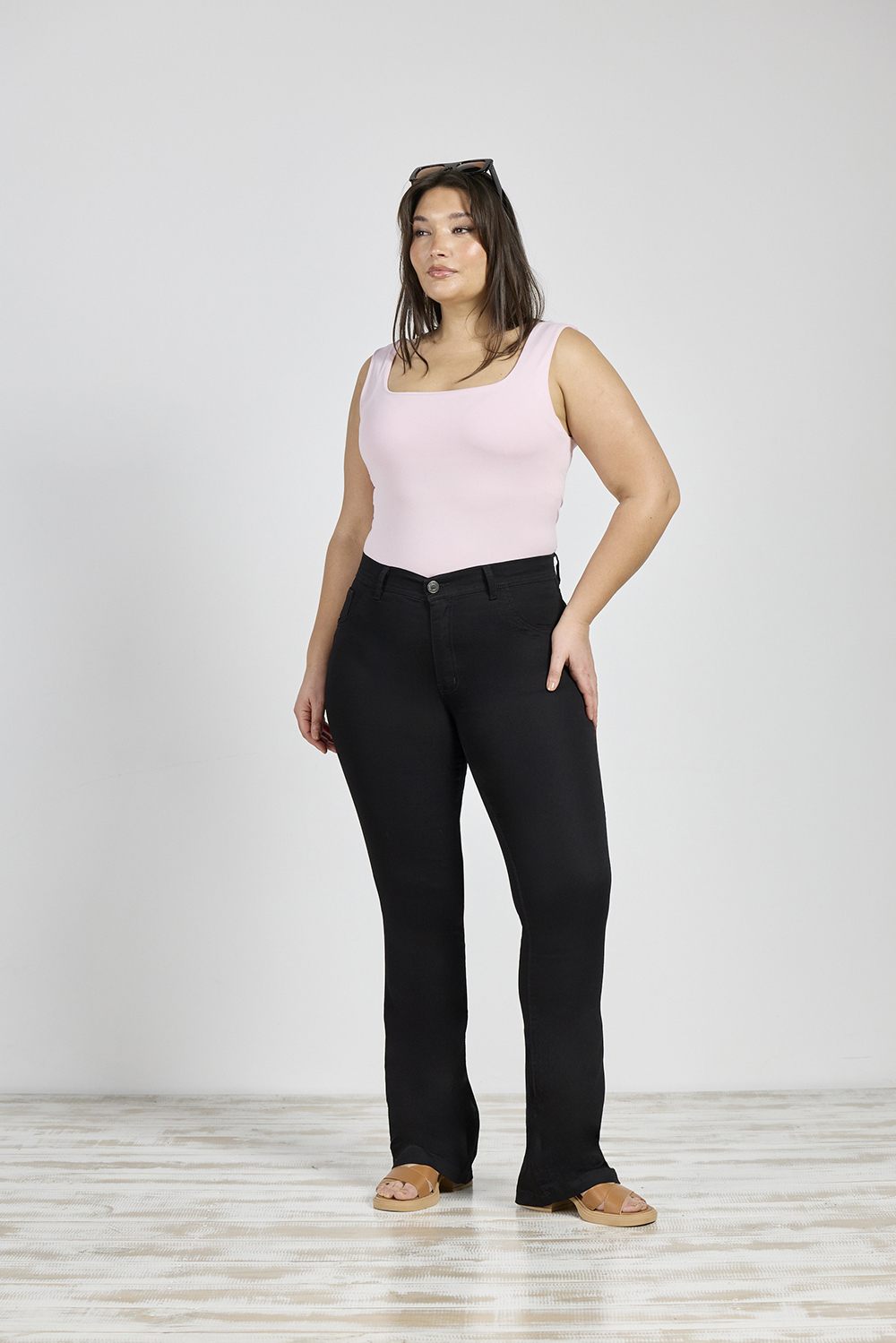 ART. 729 | SEMI OXFORD NEGRO CLÁSICO ELASTIZADO