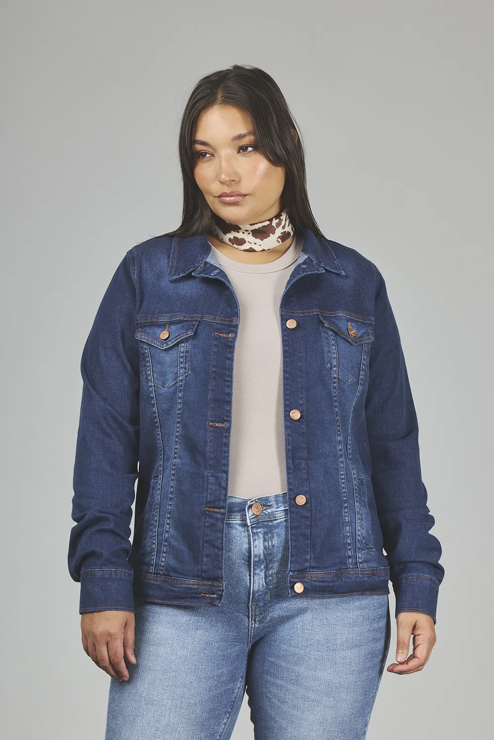 ART. 737 | CAMPERA CLÁSICA AZUL ELASTIZADO