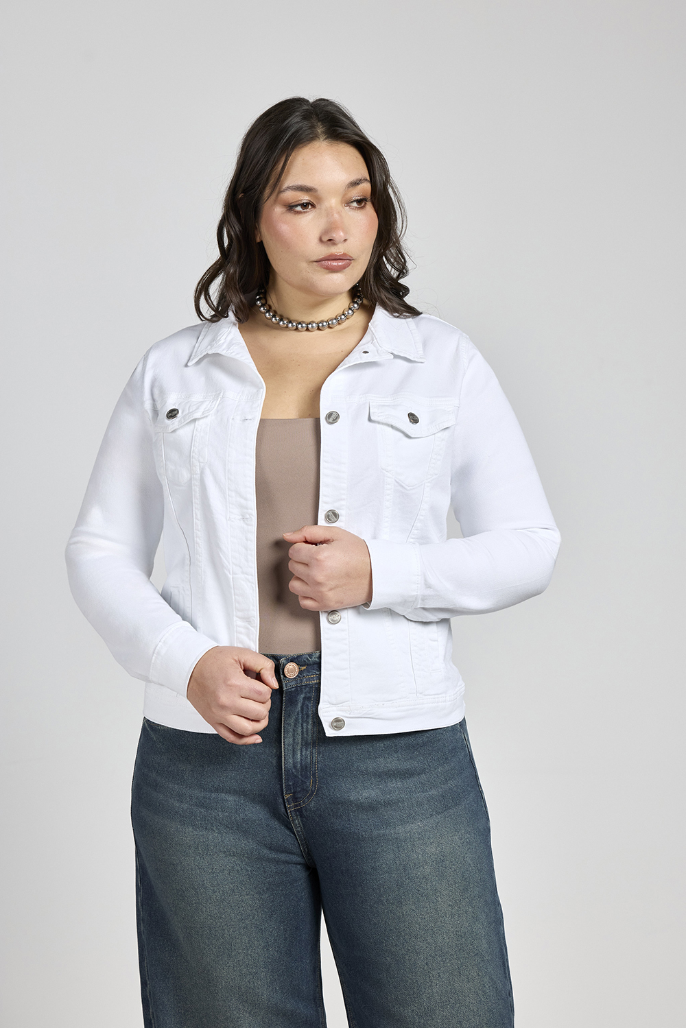 ART. 749 | CAMPERA CLÁSICA BLANCA ELASTIZADO