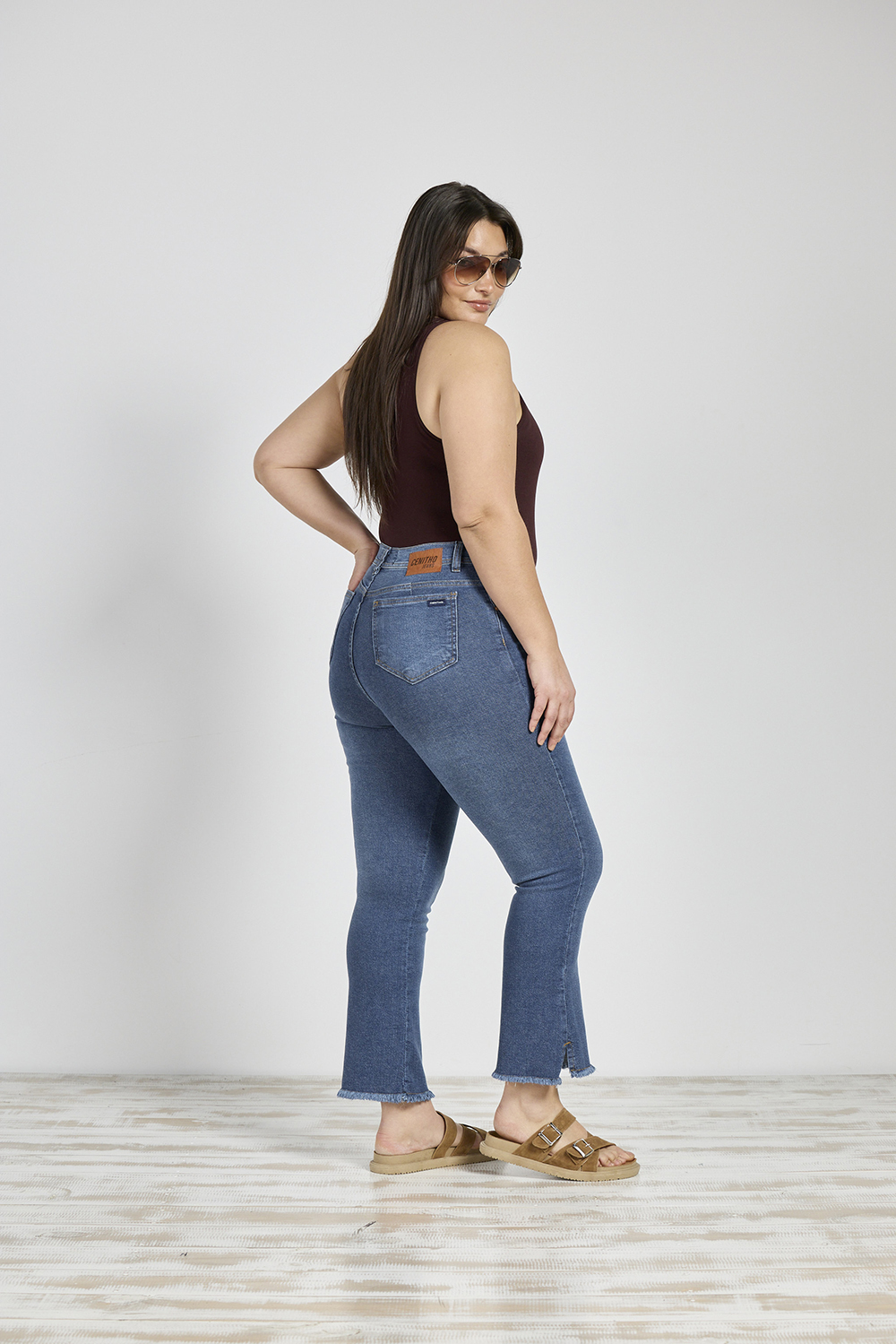 Alternative view of ART. 796 | CROP SEMI OXFORD STONE CON TAJO EN BOTA ELASTIZADO