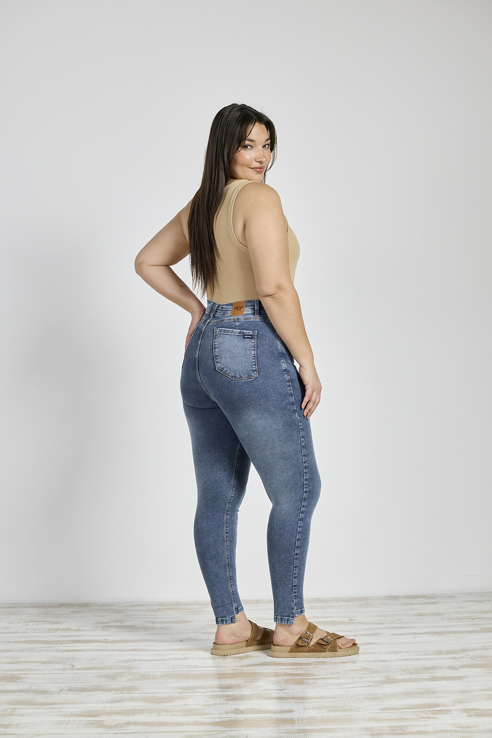 Alternative view of ART. 808 | TRAPEADO BOLSILLO PULIDO BOTA DESIGUAL ELASTIZADO