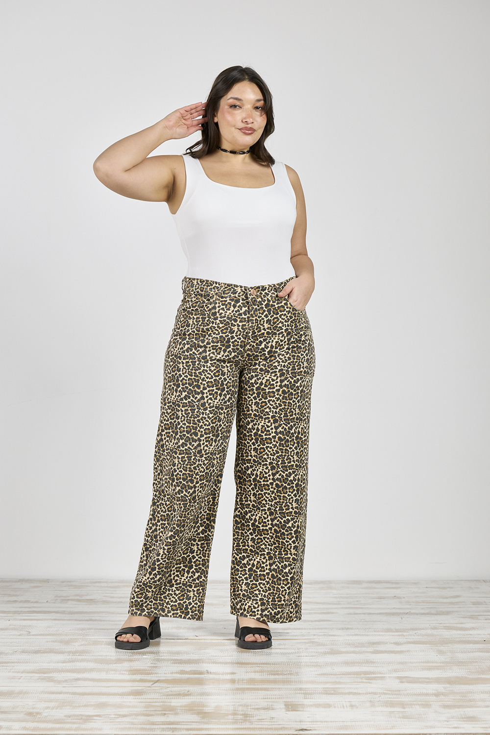 ART. 841 | WIDE LEG ANIMAL PRINT RÍGIDO