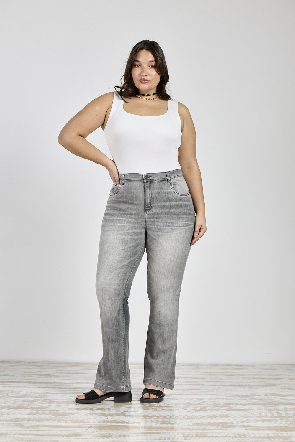 ART. 842 | SEMI OXFORD GRIS CLASICO ELASTIZADO