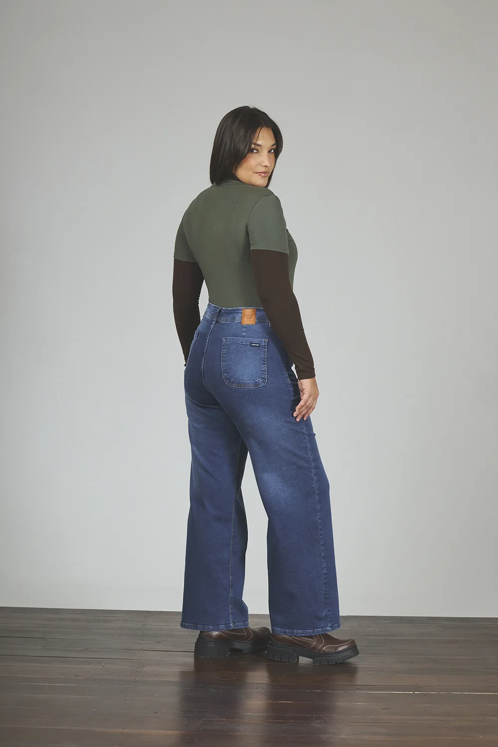 Alternative view of ART. 860 | DAMA CROP WIDE LEG STONE BOLSILLO VISTA ELASTIZADO