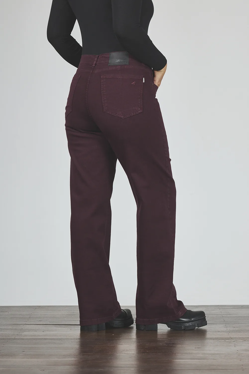 Alternative view of ART. 863 | WIDE LEG CLÁSICO BORDÓ ELASTIZADO