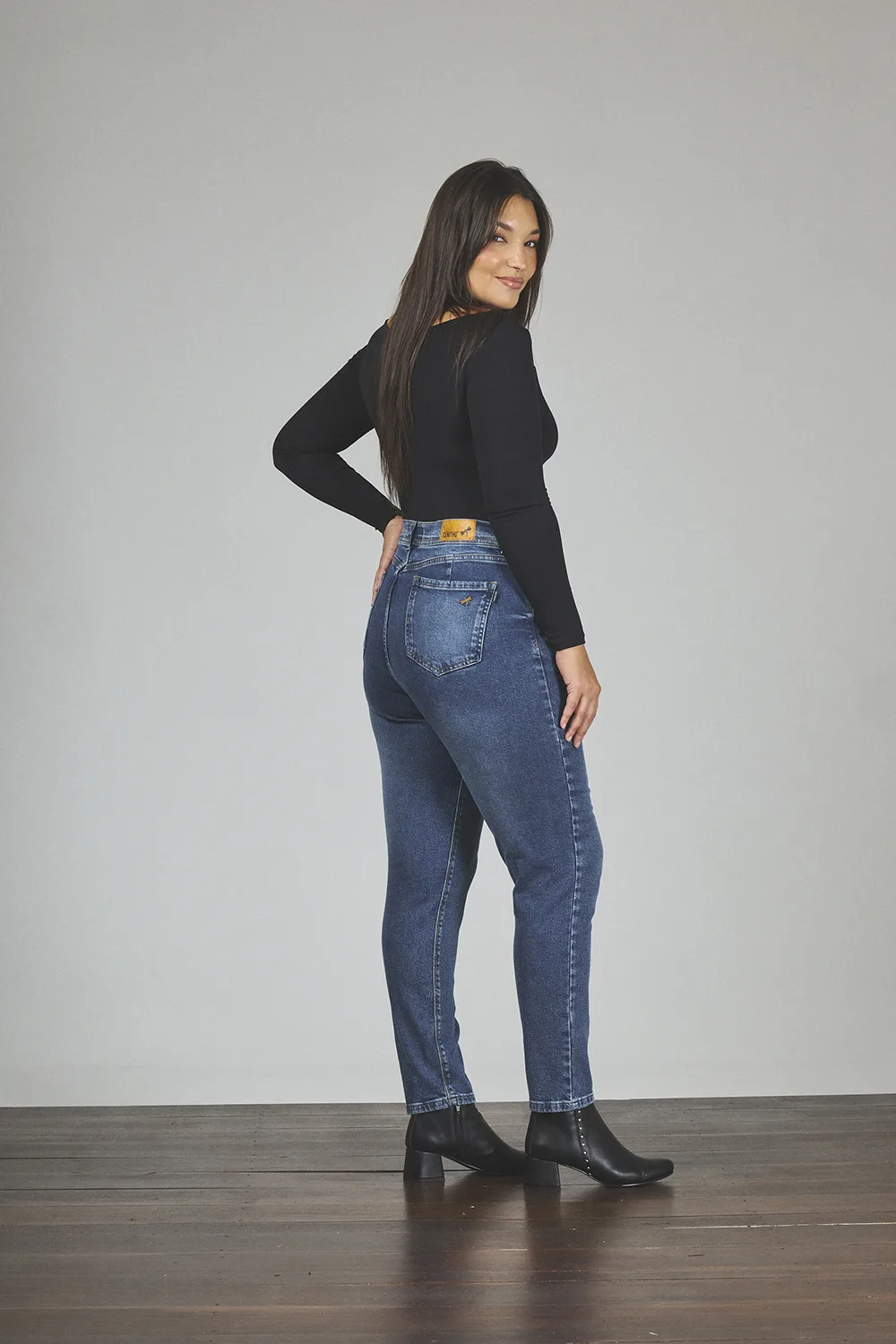 Alternative view of ART. 868 | MOM CLÁSICO STONE GANCHO LATERAL ELASTIZADO