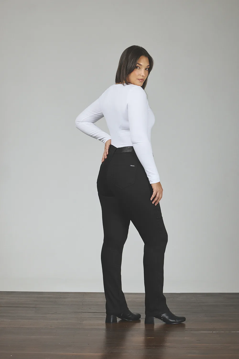 Alternative view of ART. 875 | NEGRO BRILLO EN VISTA ELASTIZADO