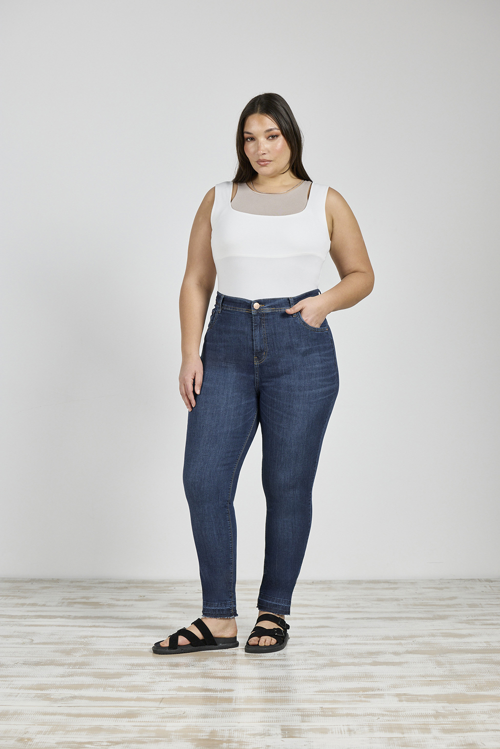 ART. 879 | AZUL CLÁSICO BOTA DESCOCIDA ELASTIZADO