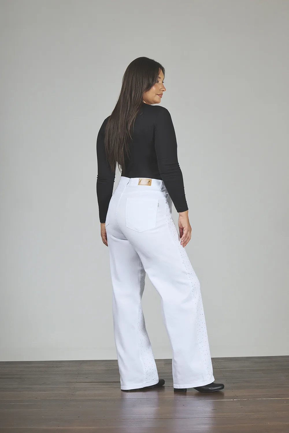 Alternative view of ART. 891 | WIDE LEG BLANCO CON BRILLO ELASTIZADO
