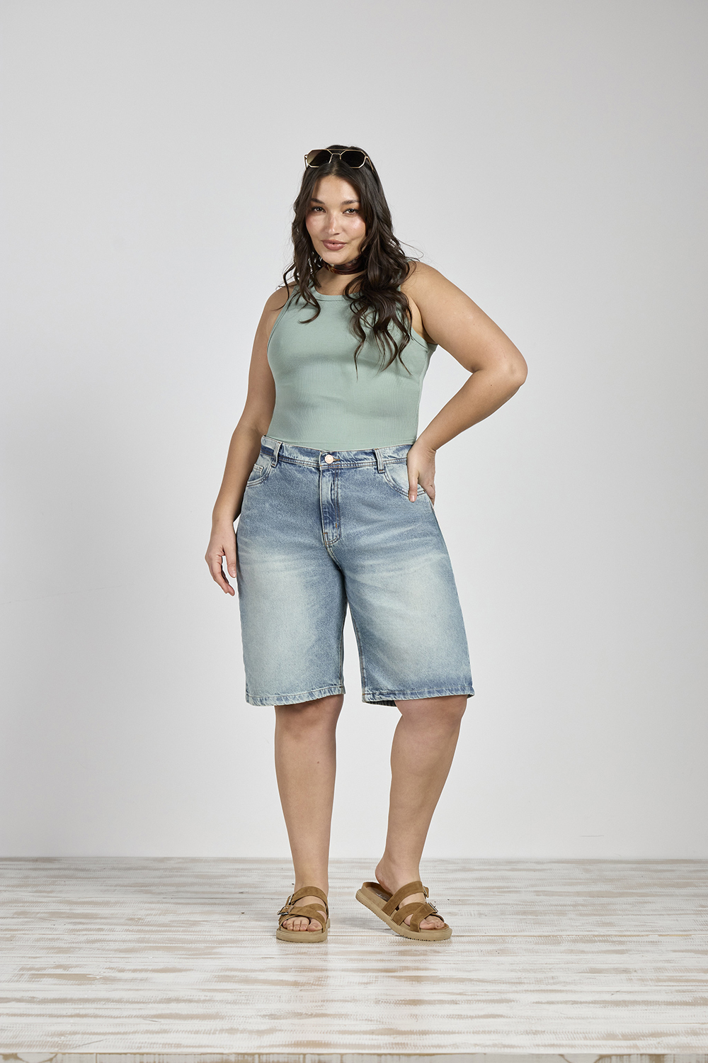 ART. M-563 | BERMUDA BAGGI CLÁSICO ÓXIDO RÍGIDO