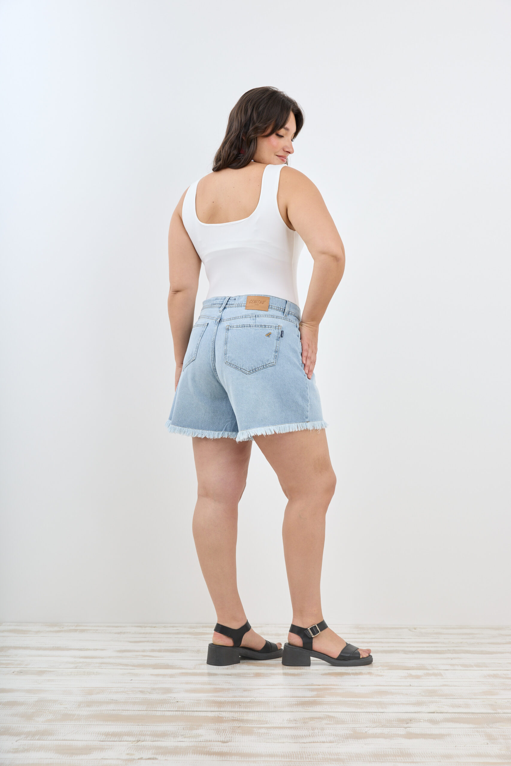 Alternative view of ART. M-578 | SHORT CELESTE DEFLECADO RÍGIDO