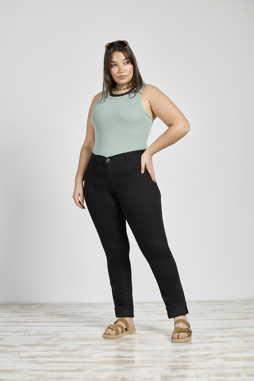 ART. 3006 | NEGRO CLÁSICO ELASTIZADO