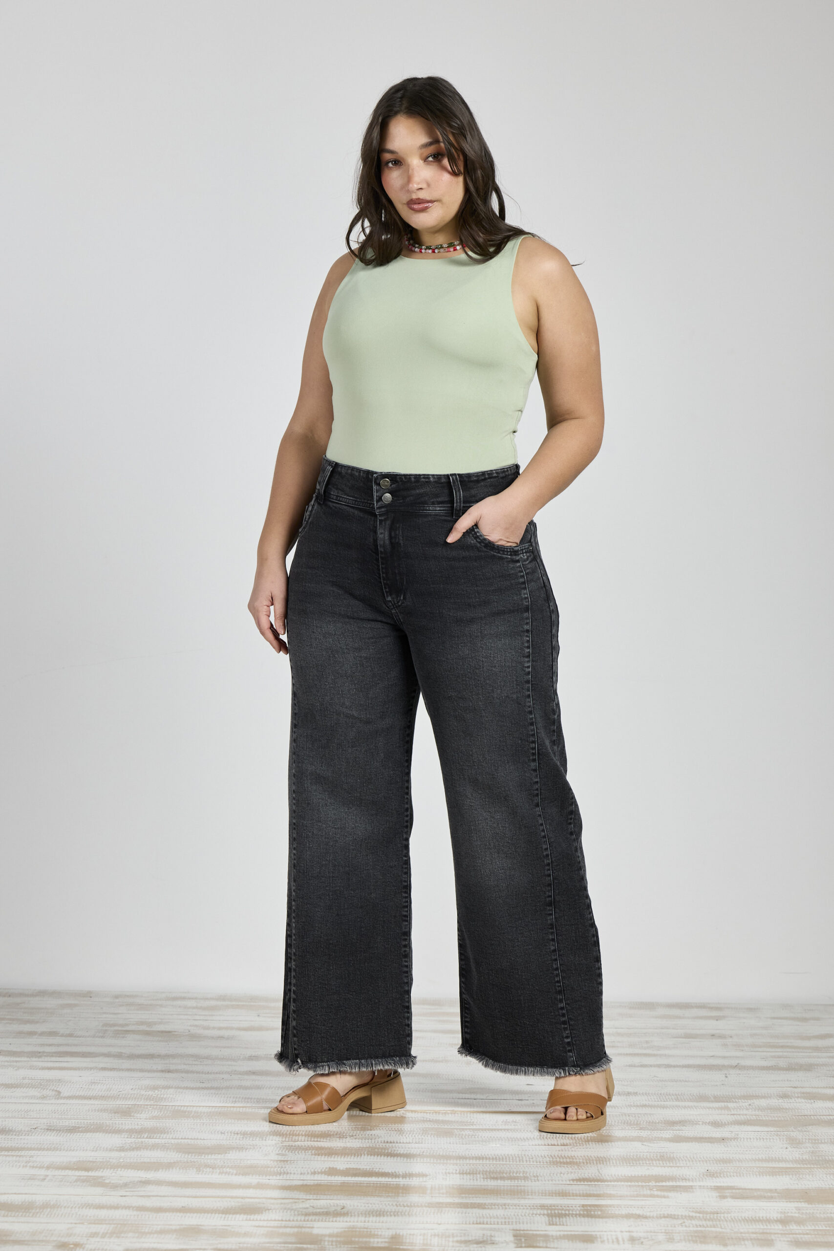 ART. 883 | BAGGY NEGRO CINTURA ANCHA CON RECORTE DEFLECADO ELASTIZADO