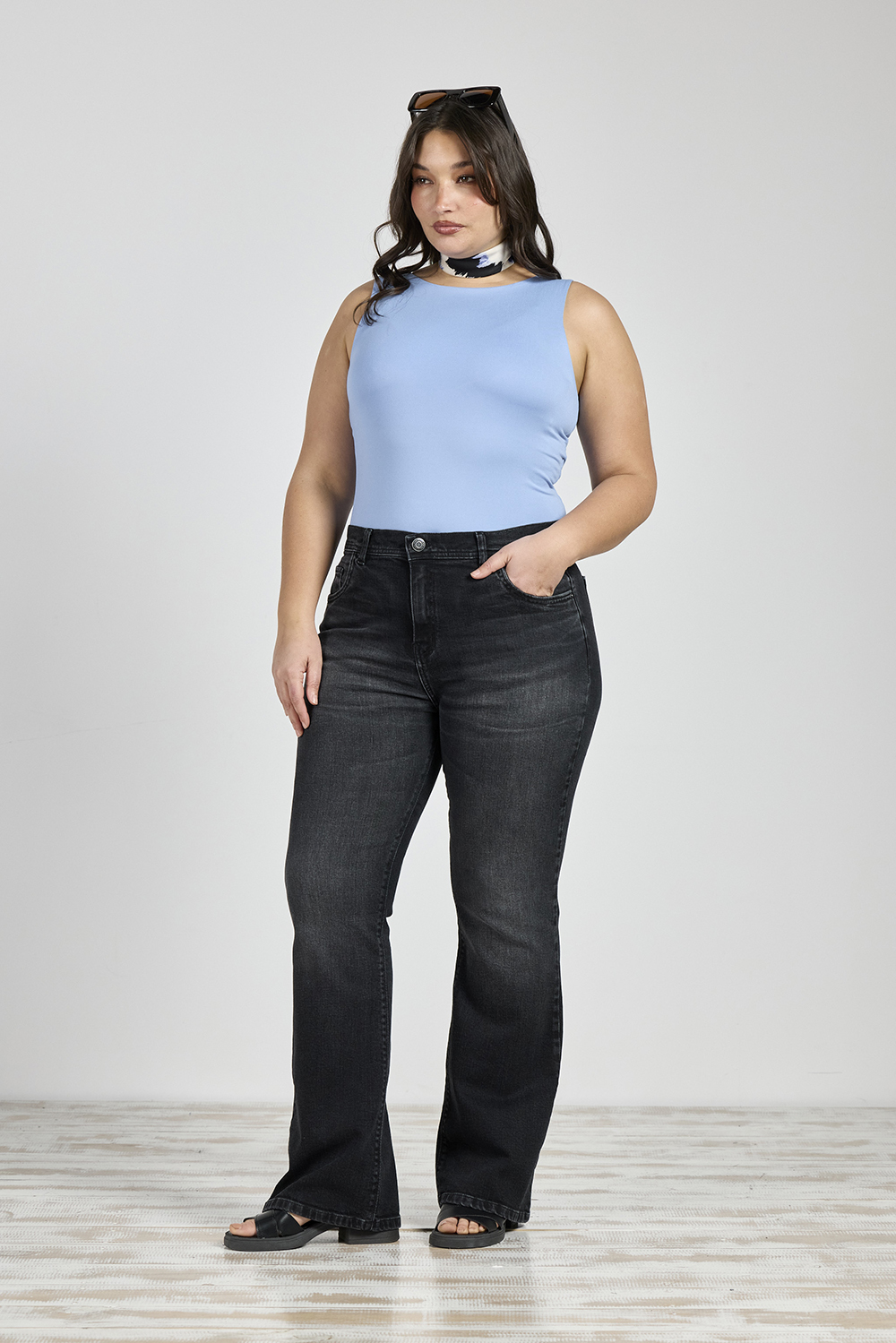 ART. 885 | SEMI OXFORD GRIS HUMO CLÁSICO ELASTIZADO