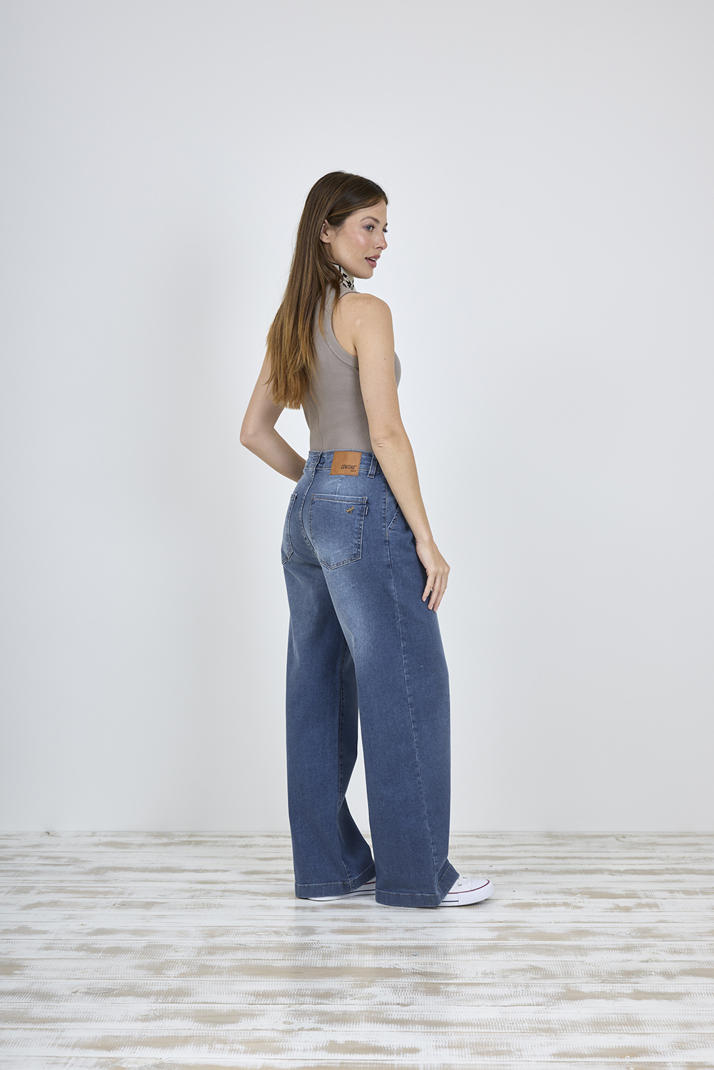 Alternative view of ART. 458 | BAGGY CON PINZAS STONE ELASTIZADO