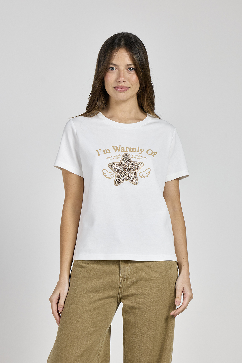 ART. A-42 | REMERA BLANCA CON BORDADO STAR/LENTEJUELAS