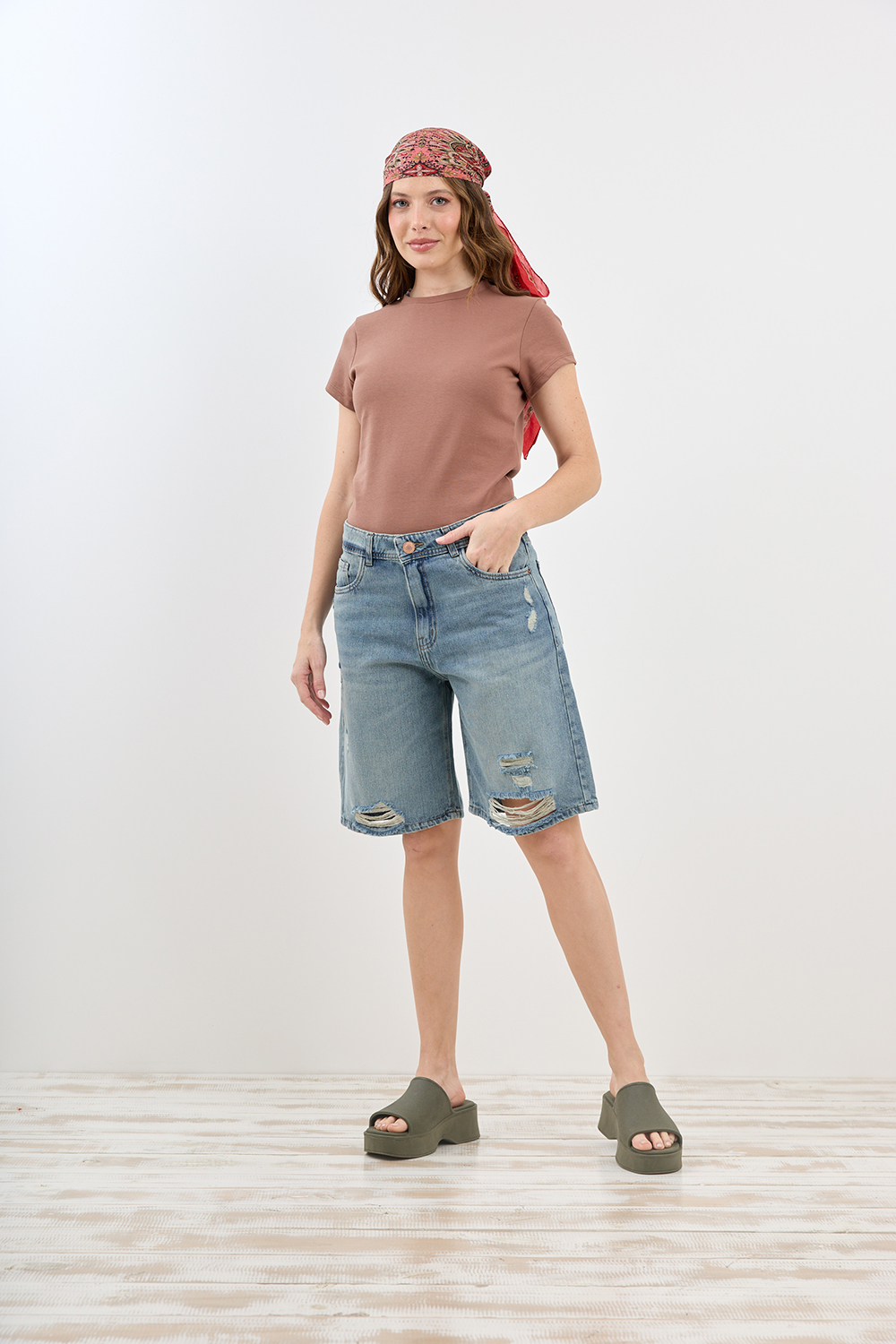 ART. C-133 | BERMUDA BAGGY MATIZADO CON ROTURA RÍGIDO