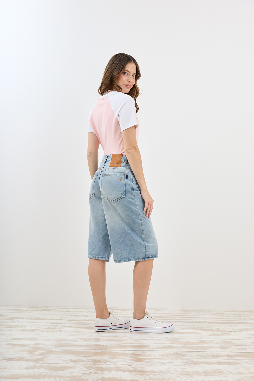 Alternative view of ART. C-145 | BERMUDA MAXI BAGGY CELESTE CLÁSICO RÍGIDO