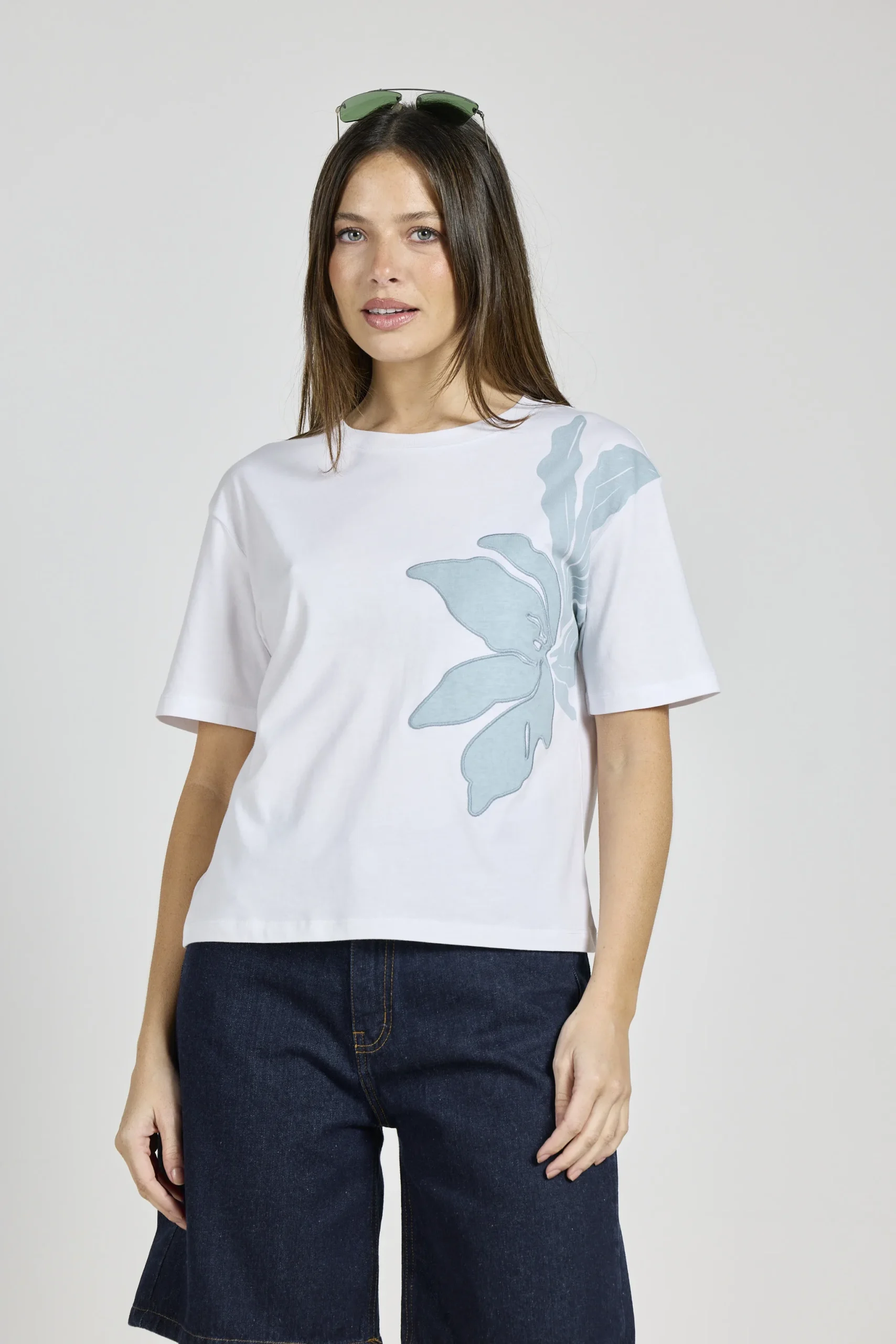 ART. A-20 | REMERA BÁSICA CON APLIQUE REGULAR