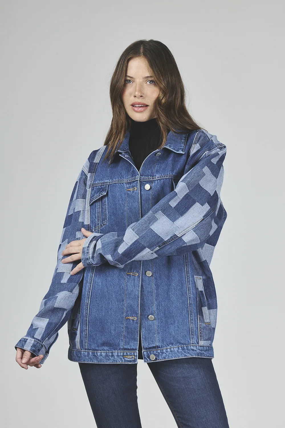 ART. 437 | CAMPERA OVERSIZE CUADRILLE AZUL RIGIDO - Imagen 3