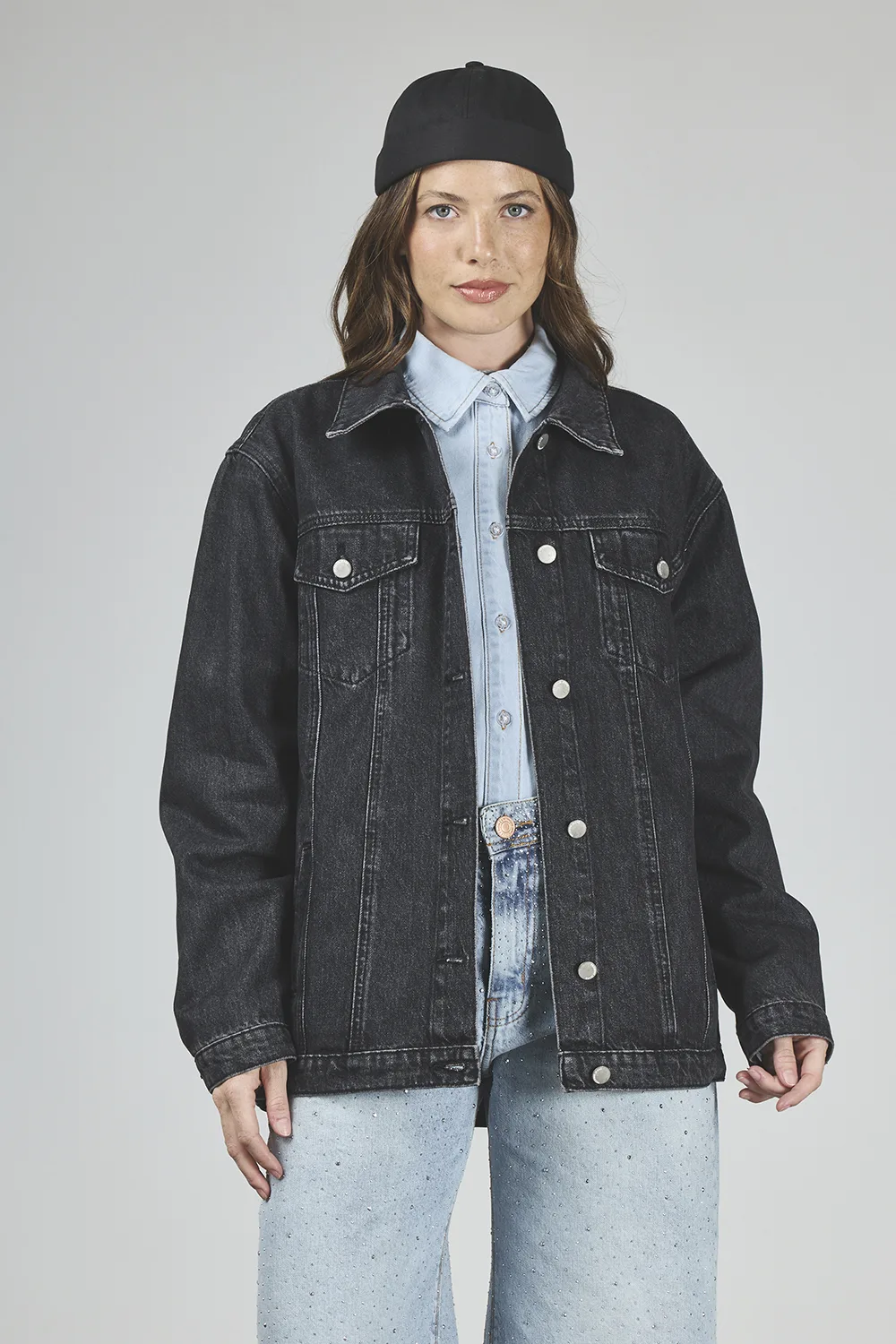 ART. 467 | CAMPERA OVERSIZE NEGRO DESTROYER RIGIDO